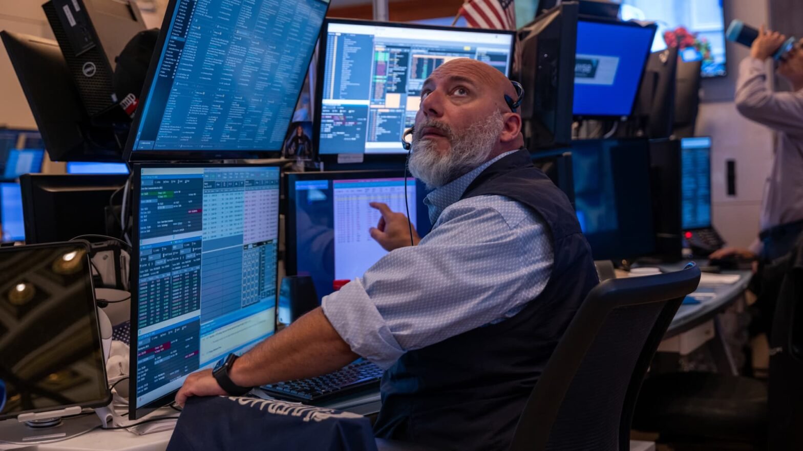 s&p-500-futures-inch-higher-after-the-index-registers-its-best-day-since-2022:-live-updates