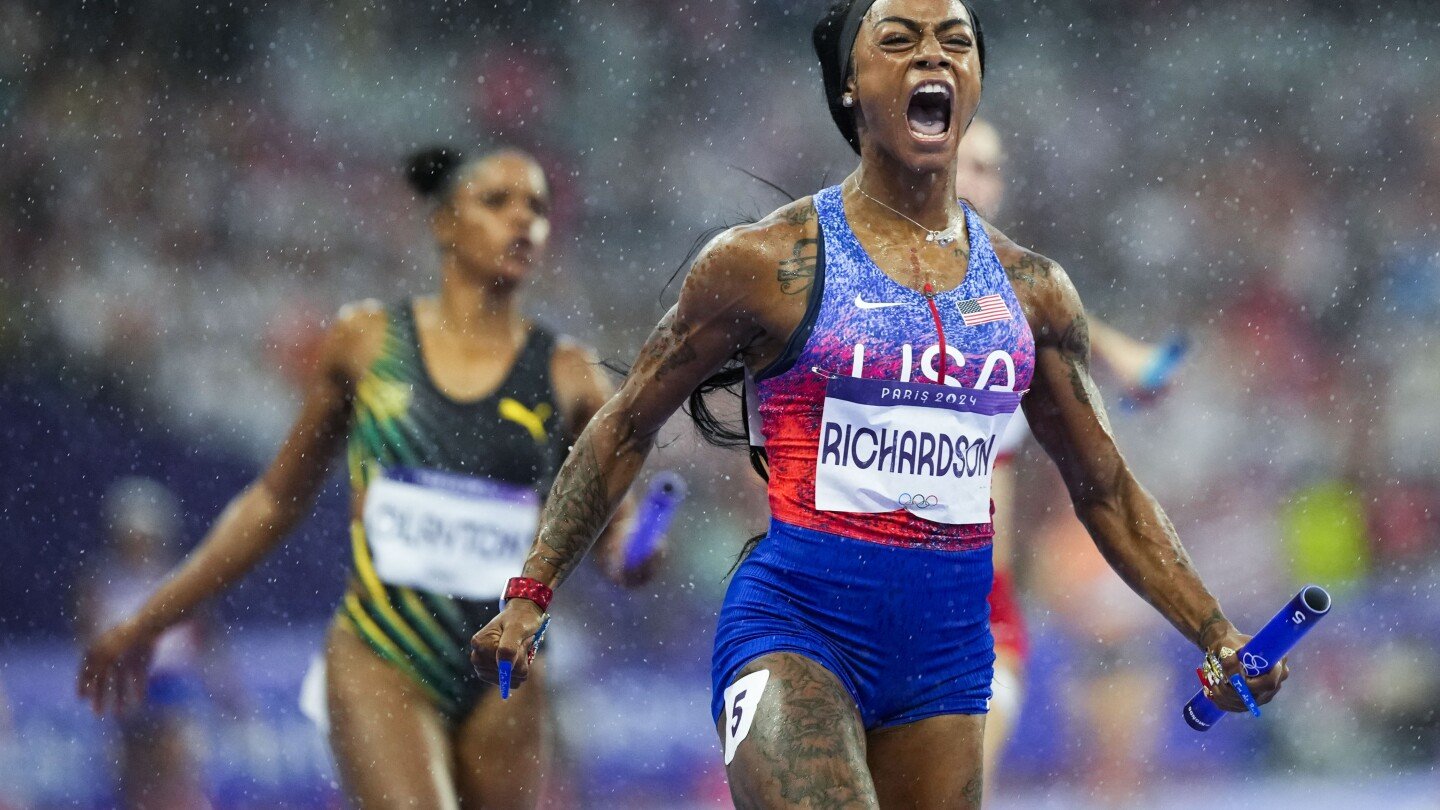 sha’carri-richardson-rallies-us-in-4×100-relay-to-win-her-first-olympic-gold-medal