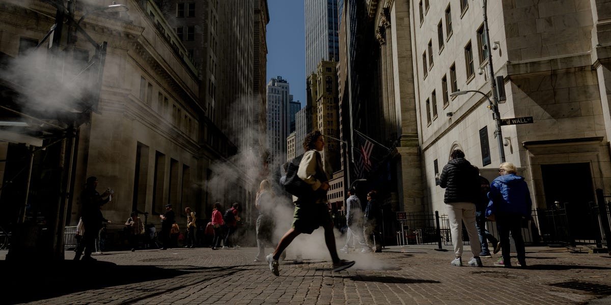 stock-market-today:-stocks-end-higher-as-investors-claw-back-most-losses-after-big-rout