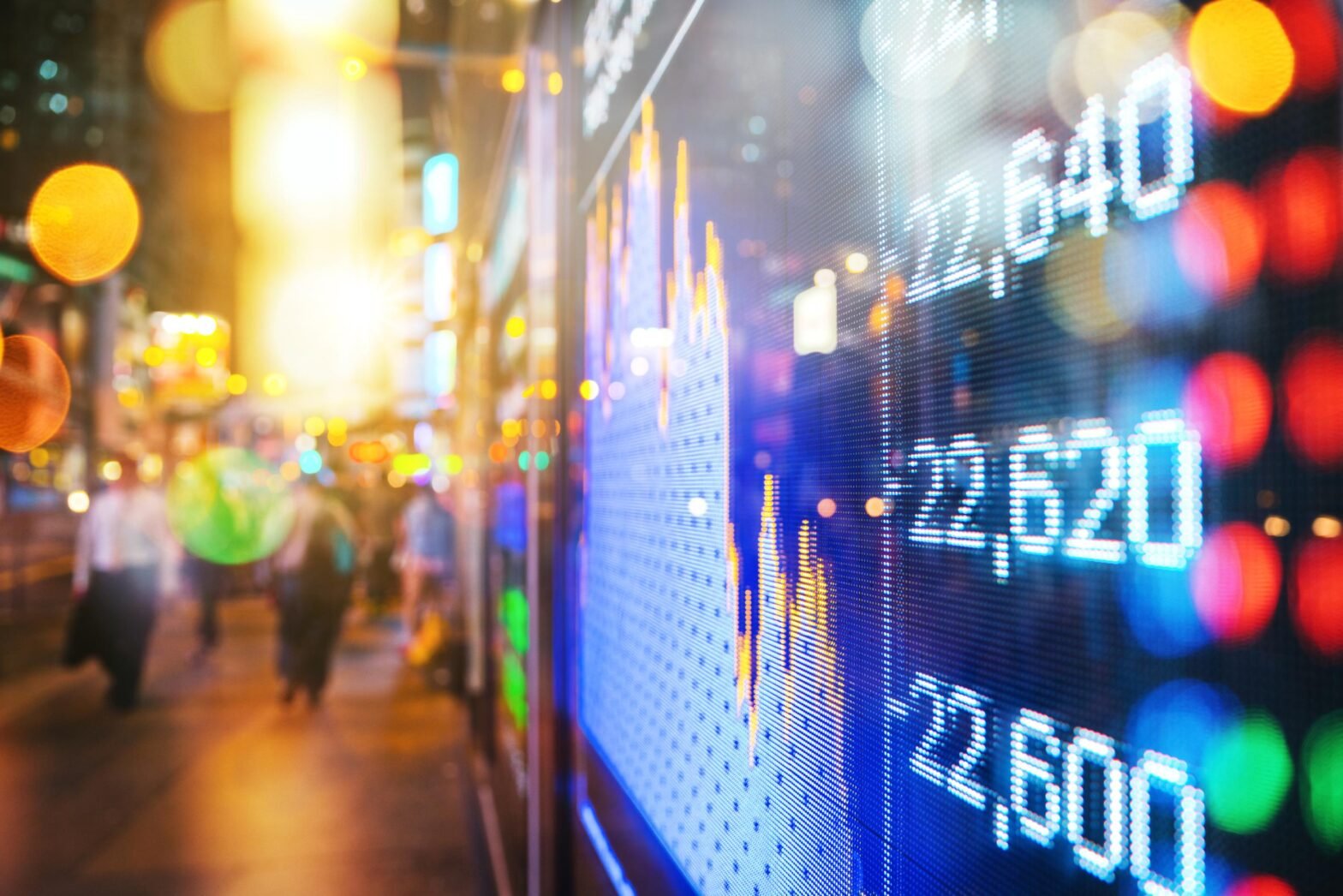 stock-market-today:-wall-street-leaps,-and-s&p-500-rallies-1.6%-as-us-shoppers-drive-the-economy-–-boston-news,-weather,-sports