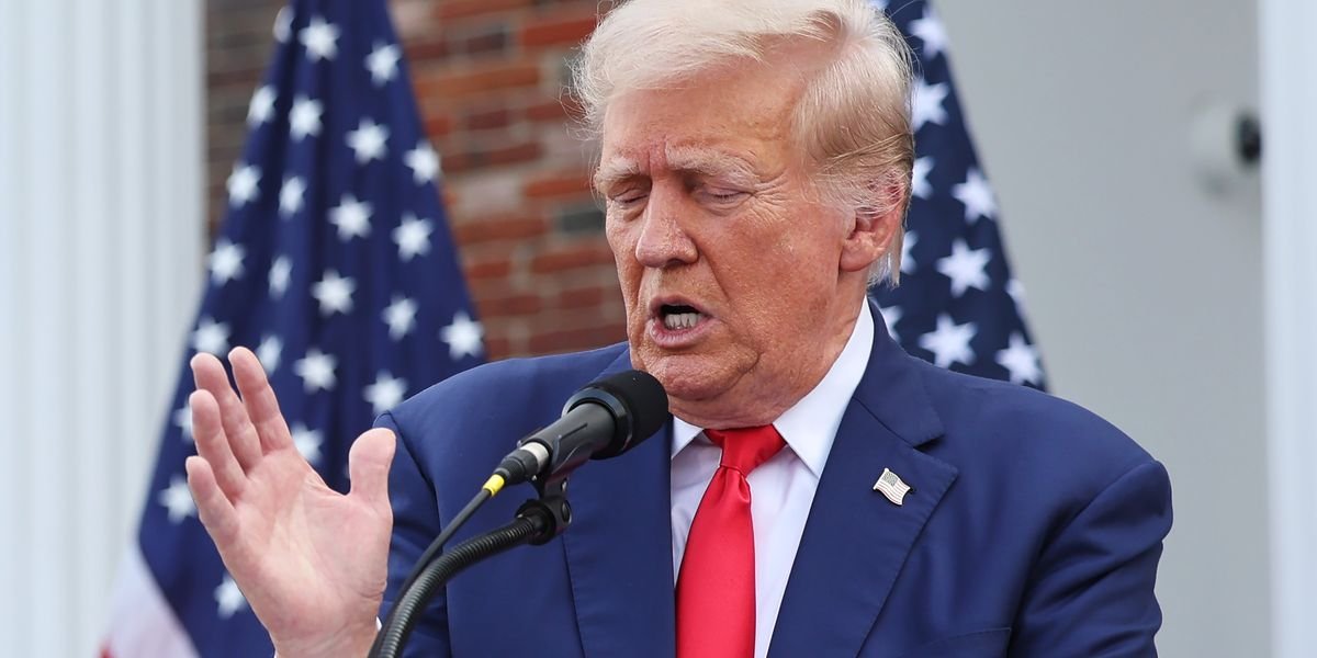 trump’s-bleak-stock-market-prediction-instantly-undermined-by-fox-news-graphic