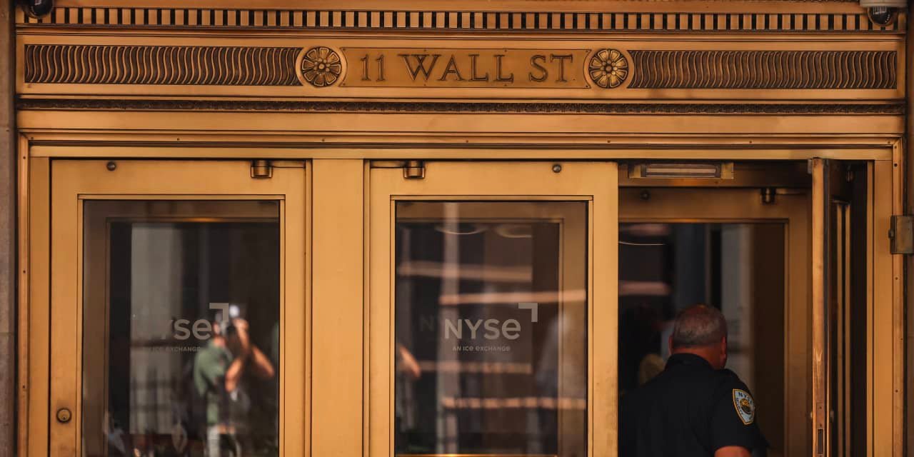 stock-market-today:-dow-futures-rise-as-hard-landing-fears-subside