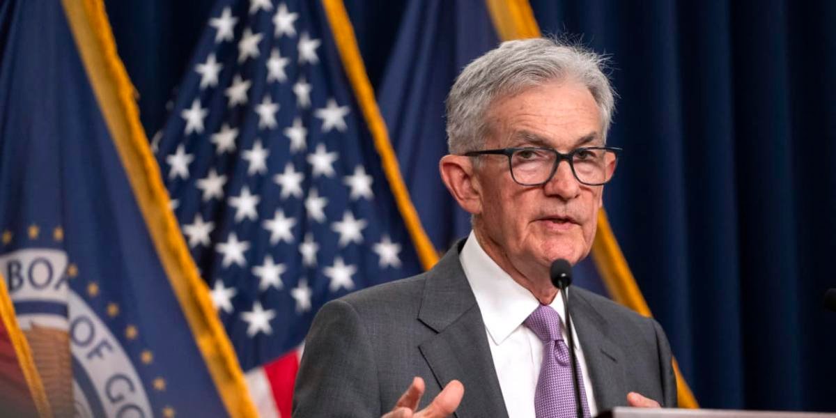 history-shows-investors-should-keep-a-tight-leash-on-risk-once-the-fed-cuts-rates,-strategist-says