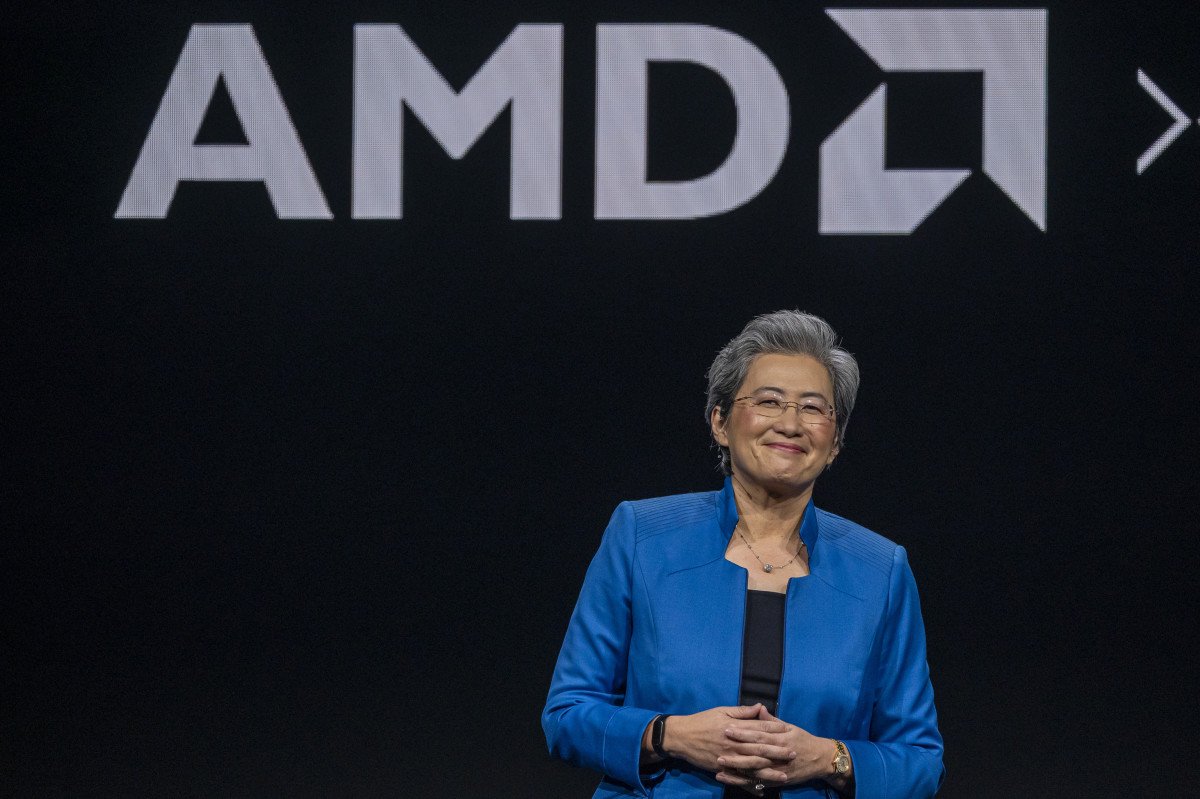 amd,-estee-lauder-up,-hp-down