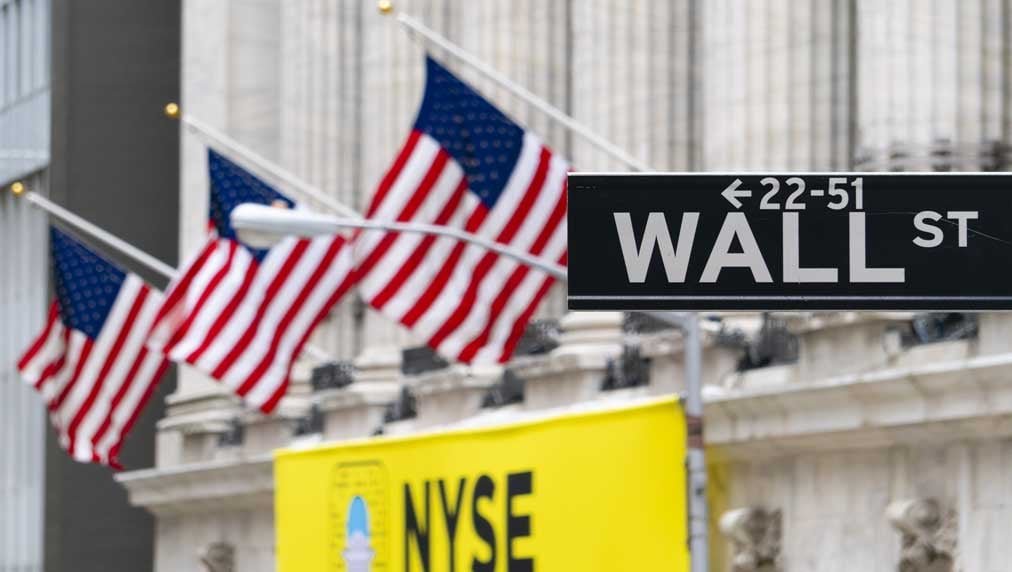 futures-mixed-as-lowe’s-misses-sales-estimates