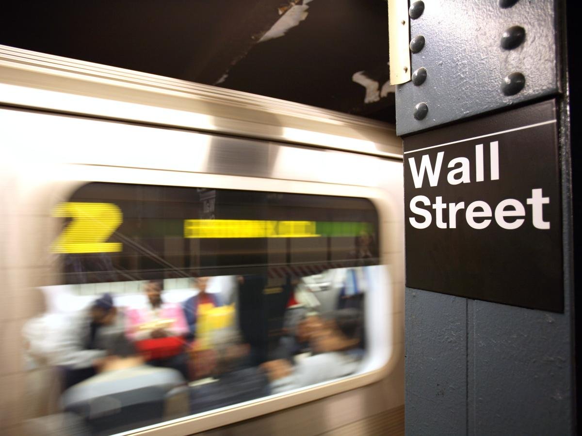 stock-market-today:-indexes-trade-mixed-after-the-s&p-500-hits-longest-winning-streak-of-the-year