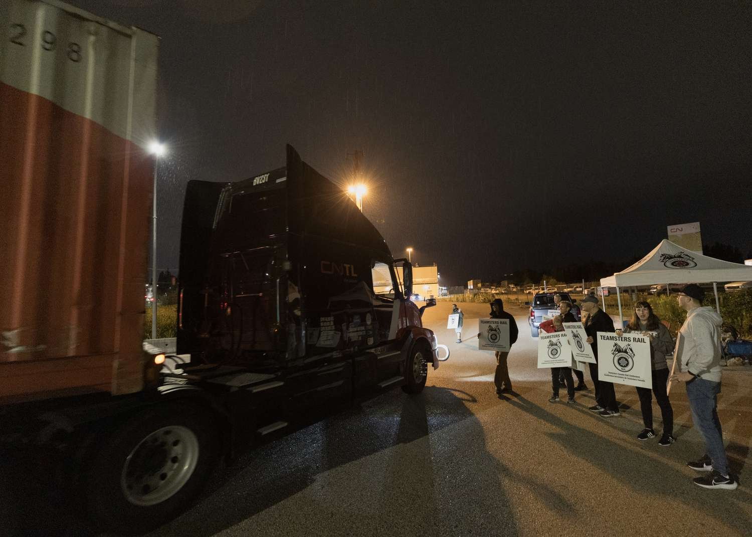 5-things-to-know-before-the-stock-market-opens