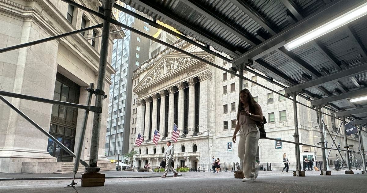 stock-market-today:-wall-street-quiet-as-markets-look-ahead-to-nvidia-results,-latest-inflation-data