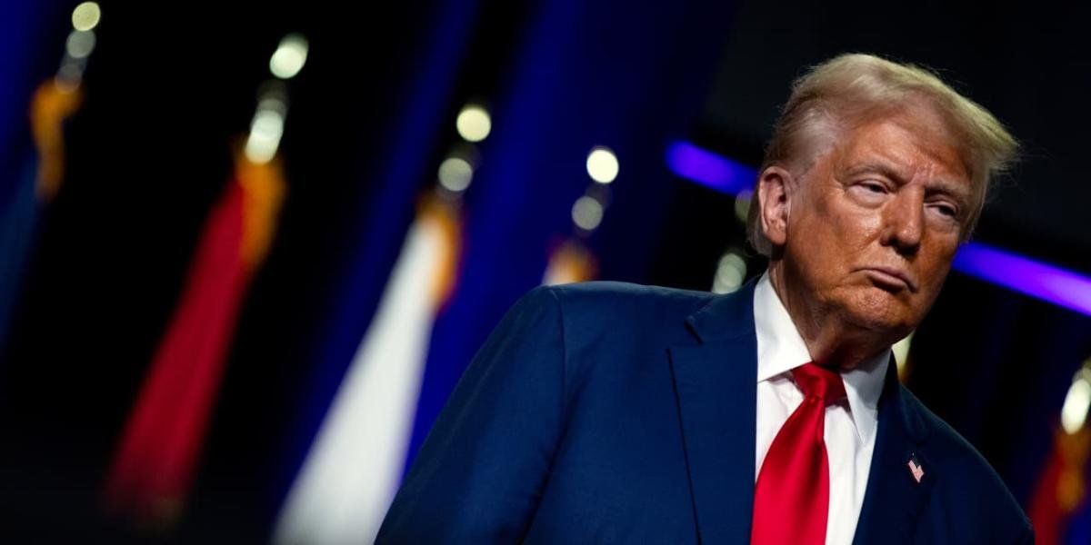 djt-stock-has-tanked,-and-trump-can-soon-sell-shares