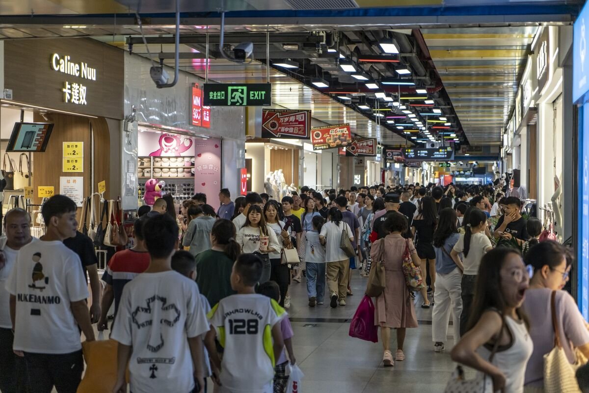 china-life-profit-rises-as-stock-market-lifts-investment-returns