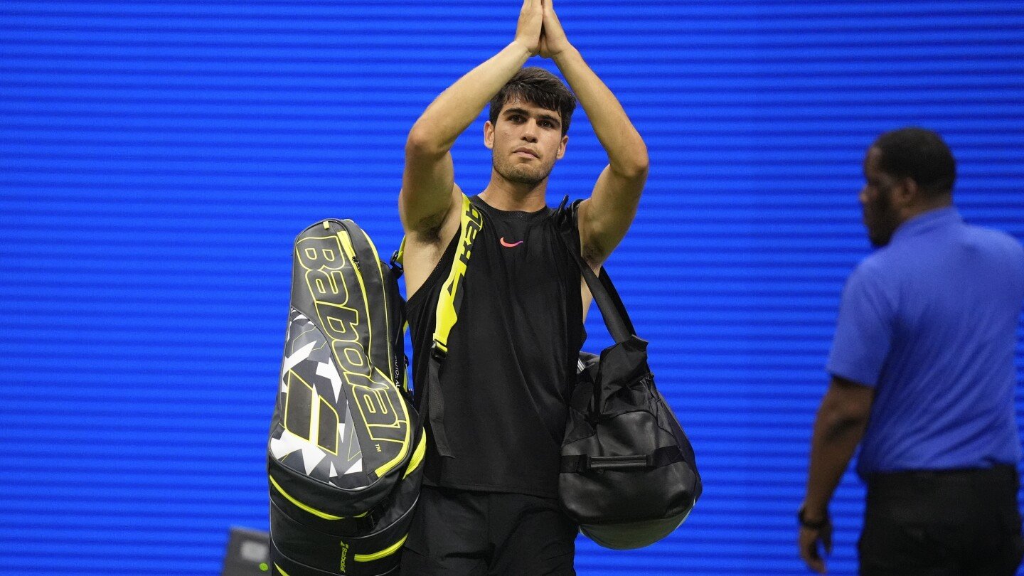 carlos-alcaraz’s-15-match-grand-slam-win-streak-ends-in-loss-to-botic-van-de-zandschulp-at-us-open
