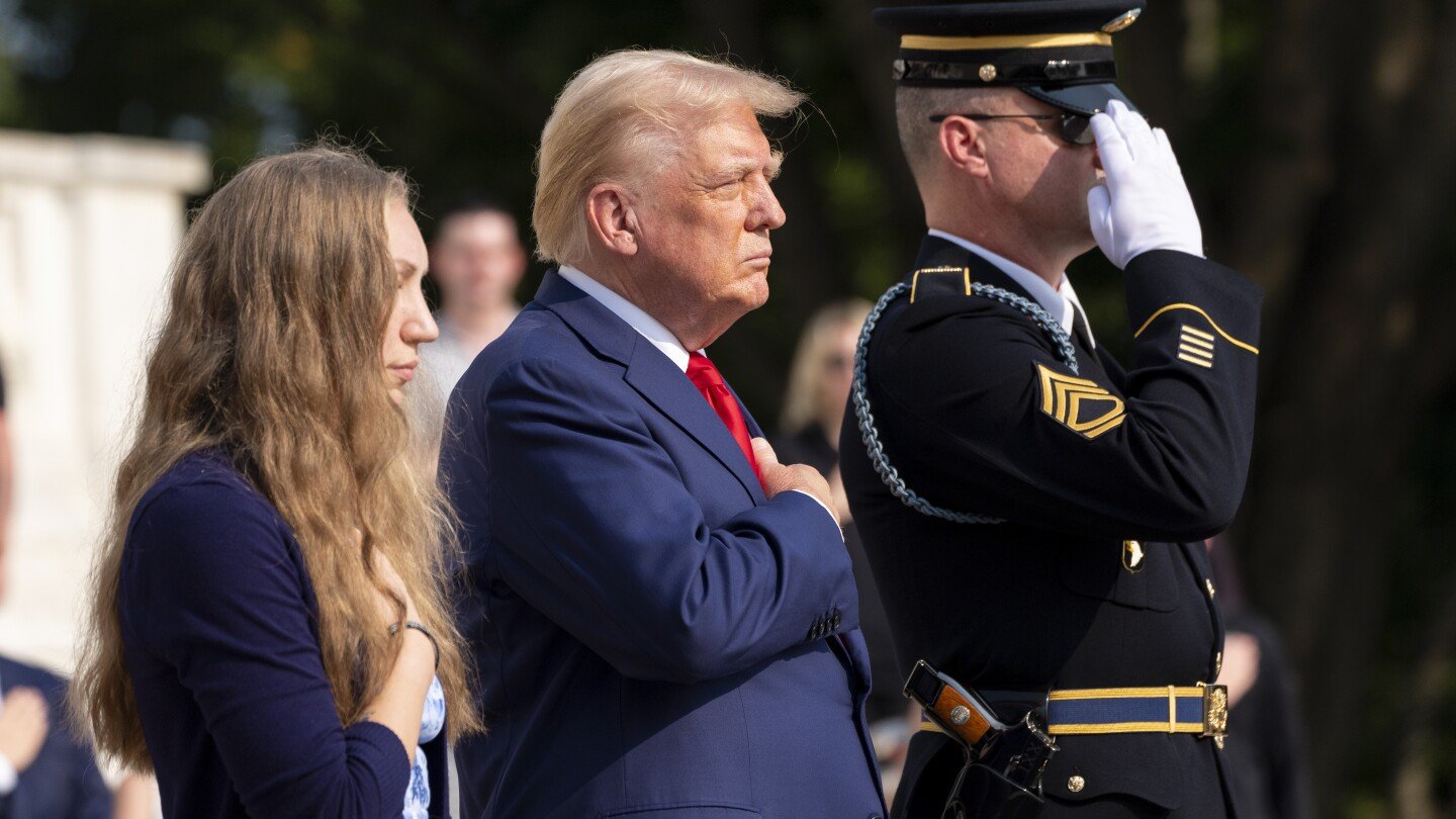 trump-issues-statement-from-gold-star-families-defending-arlington-cemetery-visit-and-ripping-harris
