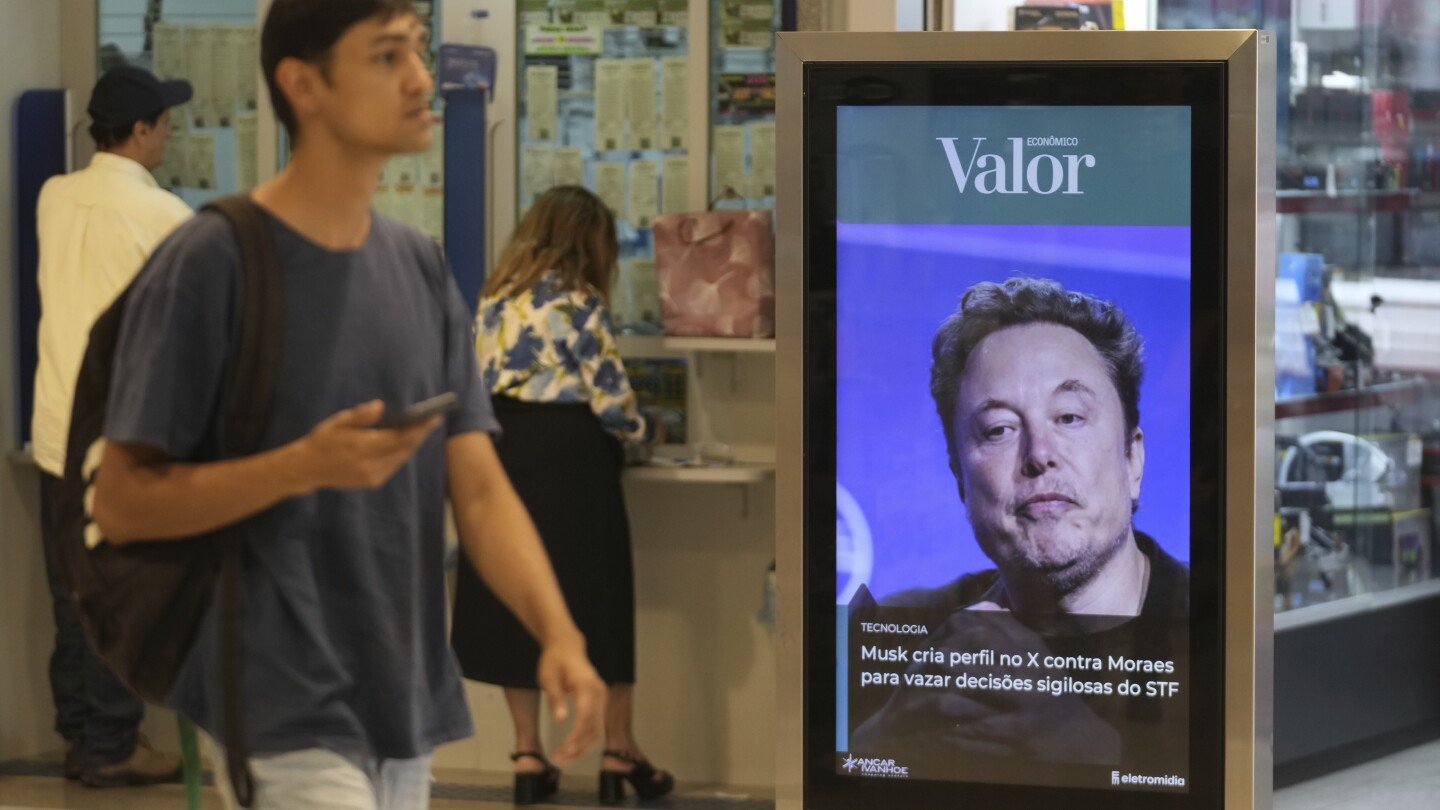 musk’s-starlink-backtracks-and-will-comply-with-judge’s-order-to-block-x-in-brazil