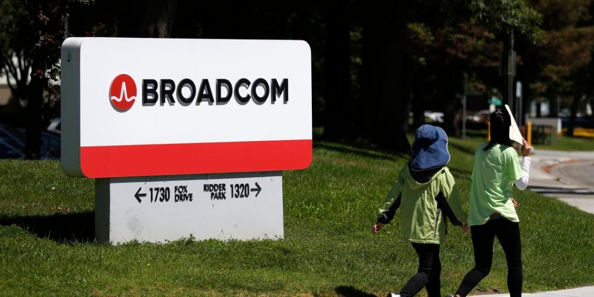 broadcom-stock-drops-on-a-weak-outlook