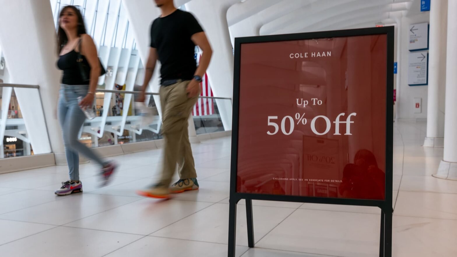 cnbc-daily-open:-slow-hiring-doesn’t-mean-increased-layoffs