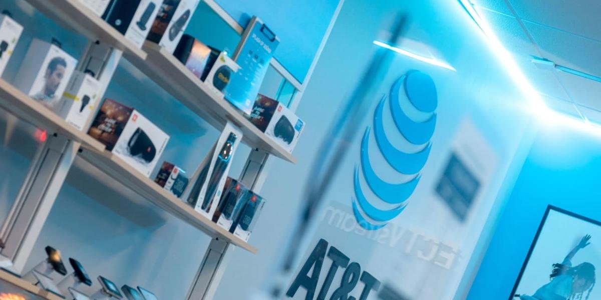 verizon-is-buying-frontier-this-stock-could-be-the-next-target.