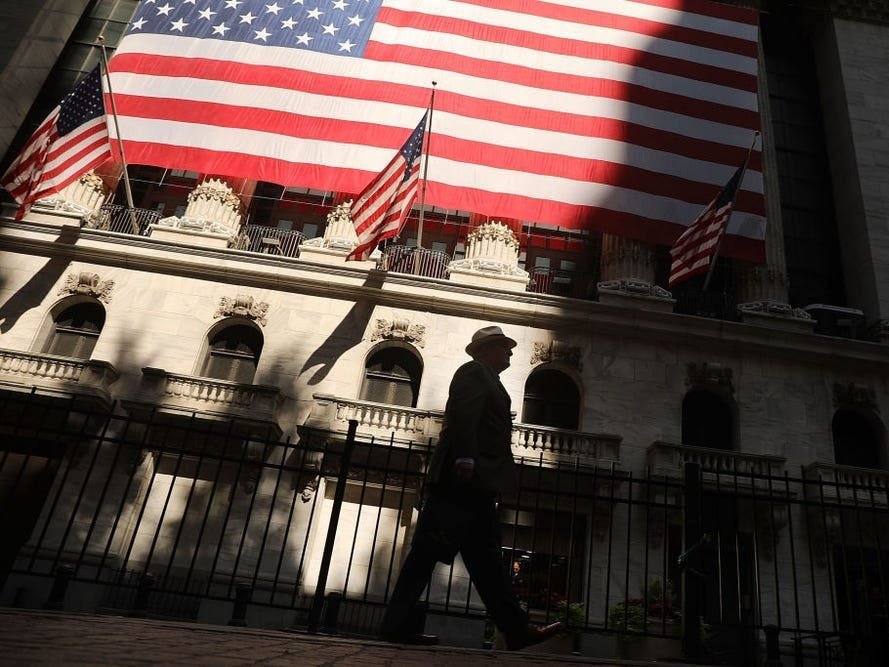 buy-the-september-dip-in-stocks-as-the-market-heads-into-the-best-3-month-stretch-of-the-year,-strategist-says