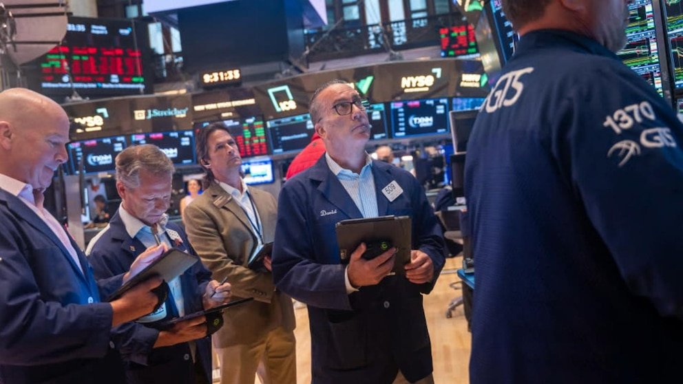 video-stock-market-falls-amid-disappointing-jobs-report