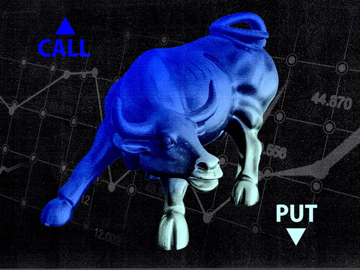 ‘don’t-buy-the-tech-dip:’-where-to-invest-instead-as-the-market-gets-more-volatile,-bofa-says