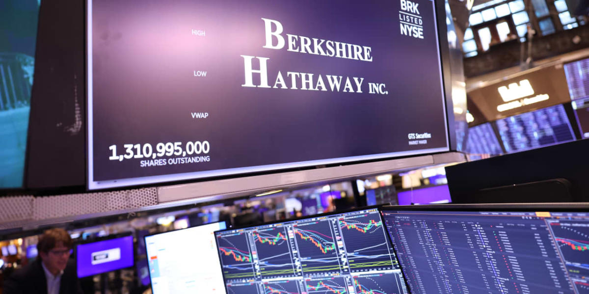 berkshire-hathaway-may-be-in-red-on-its-big-stake-in-occidental-petroleum