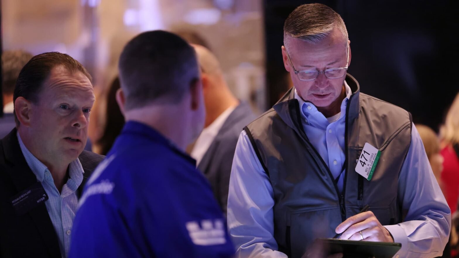 stock-futures-inch-lower-as-investors-brace-for-more-inflation-and-labor-data:-live-updates