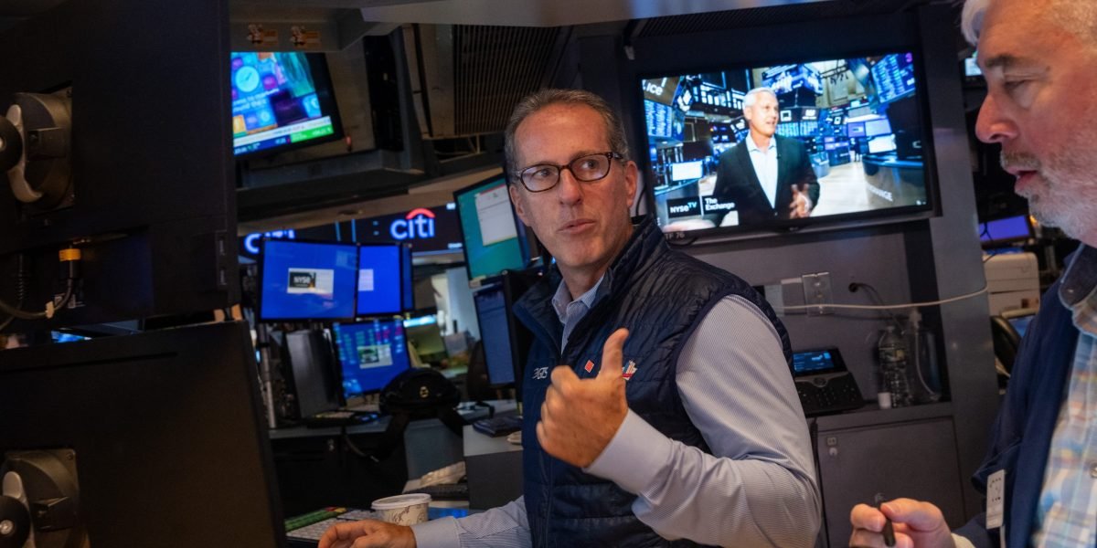 stock-market-rotation-drives-rebound-from-summer-selloff-as-tech-giants-lag