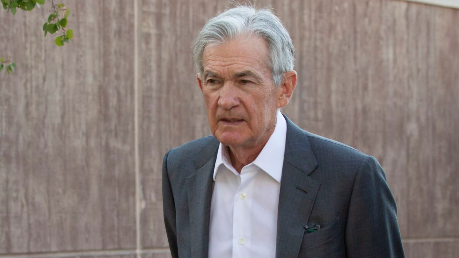 5-things-to-know-before-the-stock-market-opens-monday