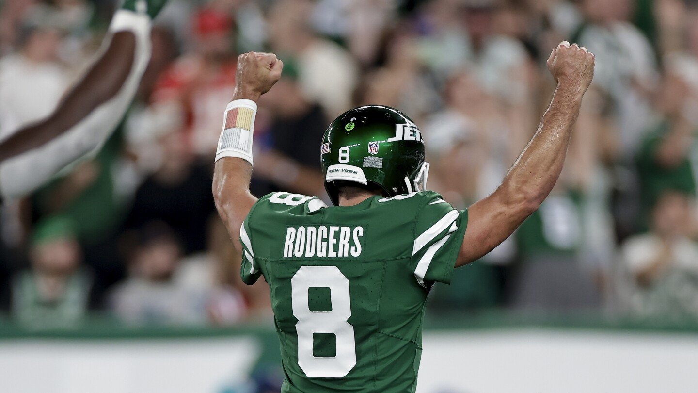 rodgers-sparkles-in-his-first-home-start-since-his-injury-to-lead-jets-to-24-3-win-over-patriots