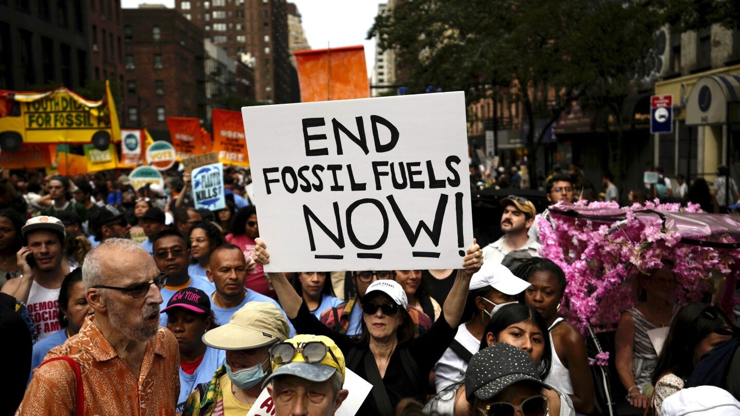 youth-activists-plan-protests-to-demand-action-on-climate-as-big-events-open-in-nyc