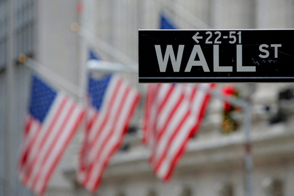 wall-street-soars-to-record-highs-in-a-global-market-rally-after-fed’s-interest-rate-cut