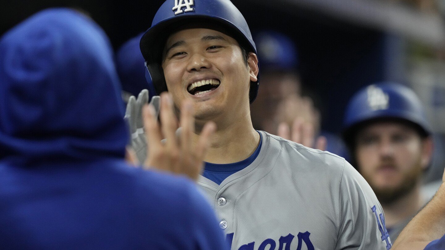 ohtani-keeps-showing-a-flair-for-the-dramatic-during-his-historic-1st-season-with-the-dodgers