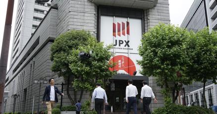 stock-market-today:-wall-street-drifts-higher-to-set-more-records