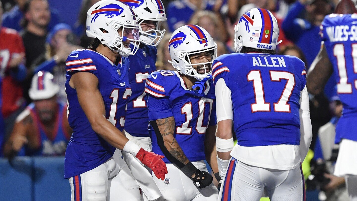 josh-allen-throws-4-td-passes-and-the-bills-roll-to-a-47-10-win-over-the-unraveling-jaguars
