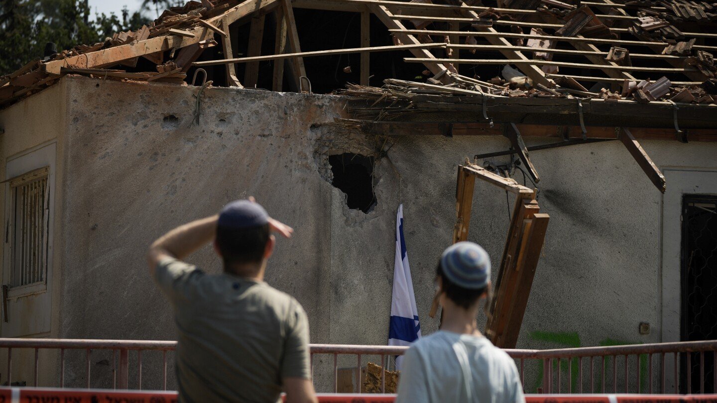 hezbollah-fires-missile-at-tel-aviv-in-further-escalation-after-heavy-israeli-strikes-on-lebanon