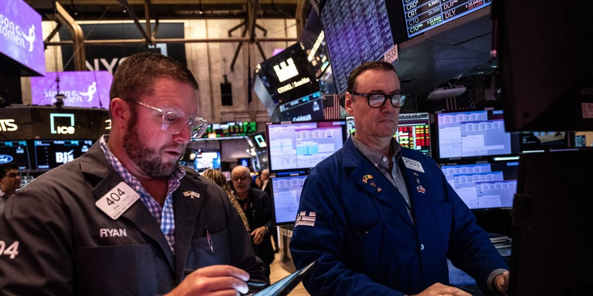 stock-market-today:-dow,-s&p-500-drop-as-rally-loses-steam-ahead-of-fresh-economic-data