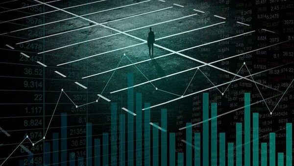 Latest news on September 15, 2024: Stocks to buy for long term: HDFC Bank, SBI...Nirmal Bang recommends these 5 shares to buy, expects 9-61% upside