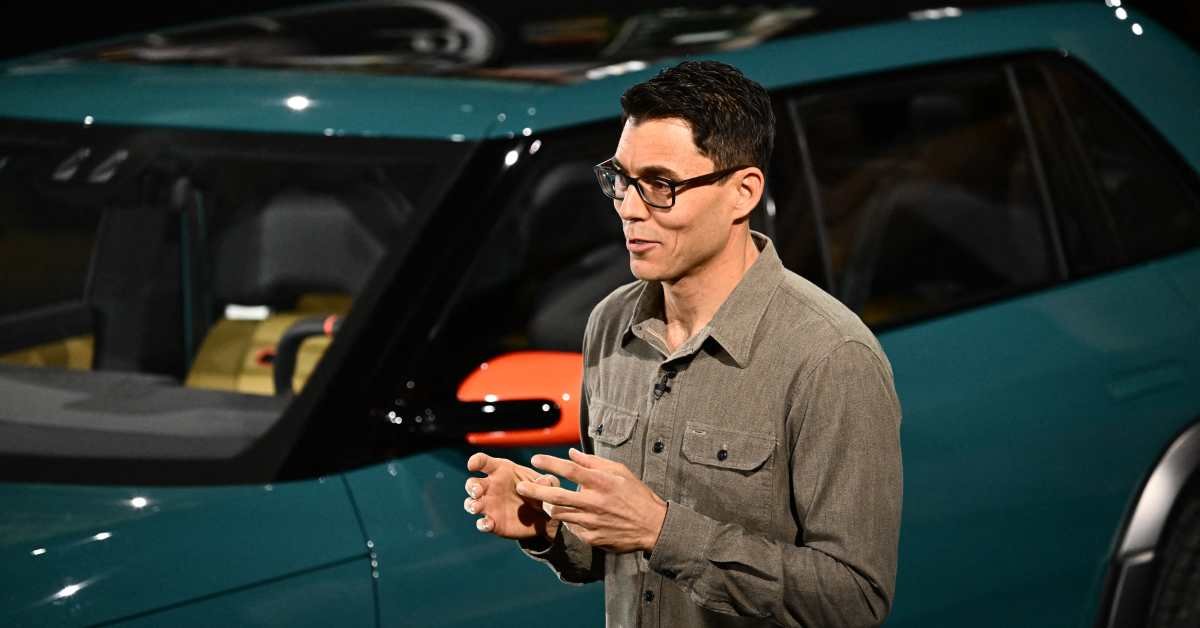 midday-stock-movers:-spirit-airlines-drops;-rivian-down;-cvs-up