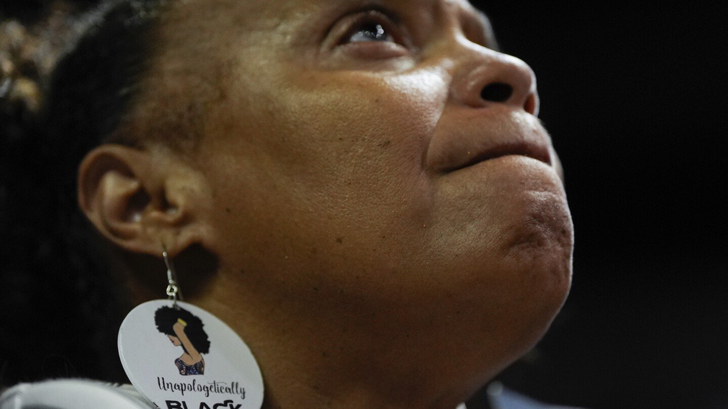 what-polling-shows-about-black-voters’-views-of-harris-and-trump