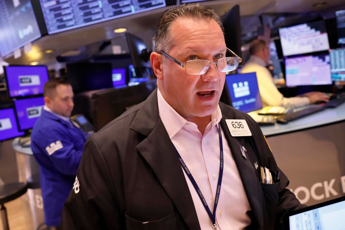 stock-market-today:-tech,-nvidia-lead-stocks-higher-as-oil-prices-retreat,-china-rally-stalls