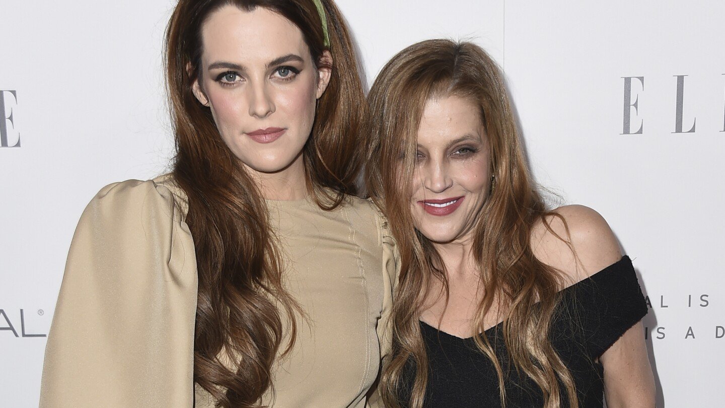 riley-keough-felt-a-duty-to-finish-lisa-marie-presley’s-book-on-elvis,-grief,-addiction-and-love