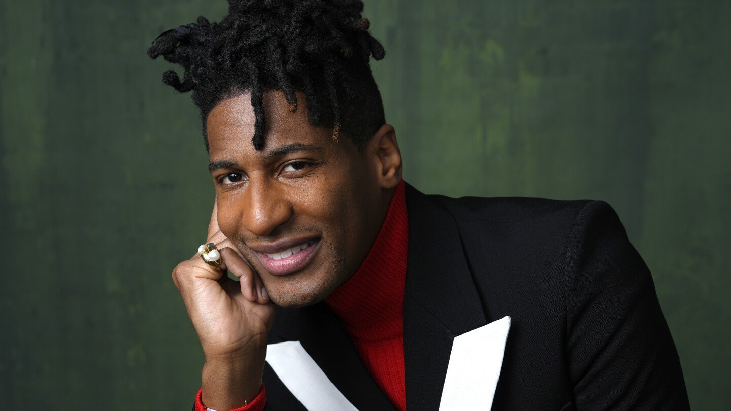 jon-batiste’s-‘beethoven-blues’-transforms-classical-works-into-unique-blues-and-gospel-renditions