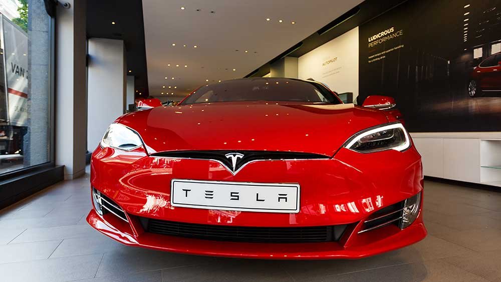 futures:-s&p-500-hits-high;-inflation-data,-tesla-robotaxi-due