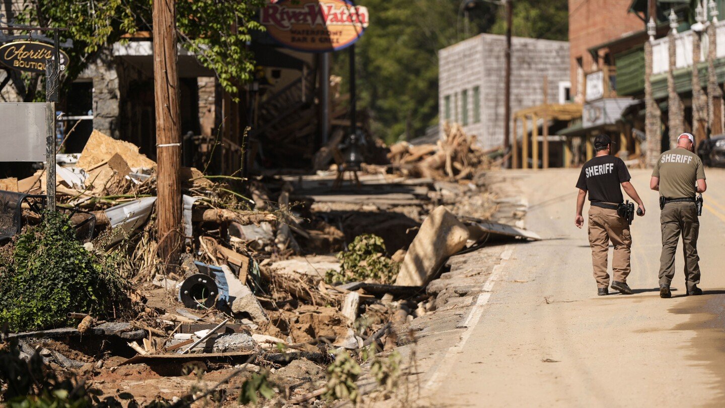 fact-focus:-online-posts-make-unfounded-claims-about-a-helicopter-delivering-aid-in-north-carolina