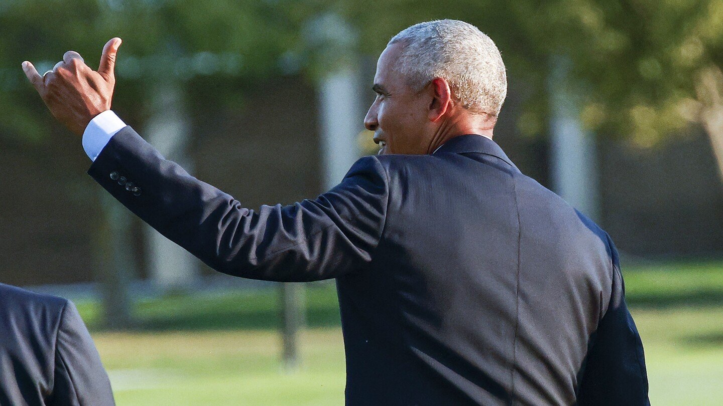 obama-hits-campaign-trail-in-critical-pennsylvania-to-shore-up-support-for-harris