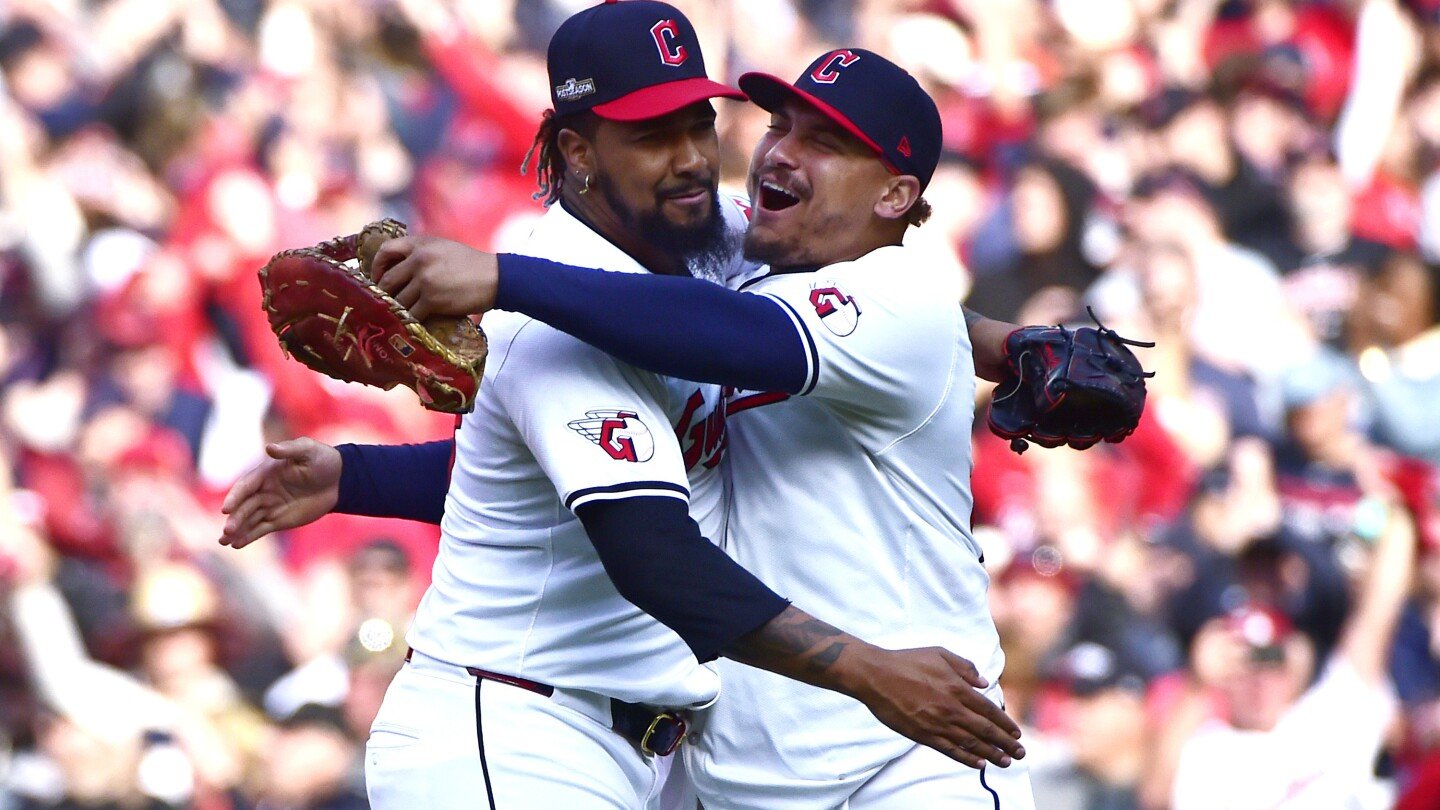 thomas-hits-grand-slam-off-skubal,-guardians-down-tigers-7-3-to-reach-al-championship-series