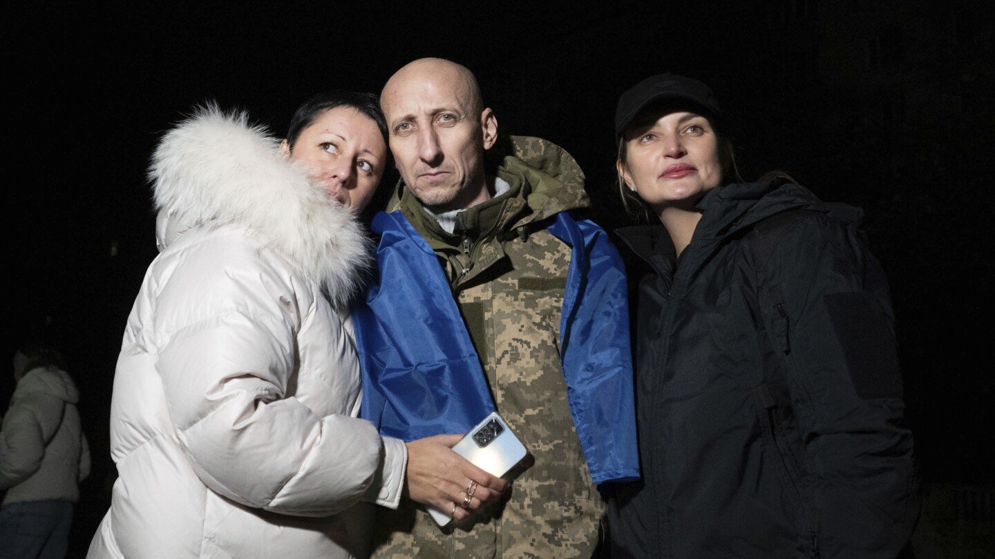 france-vows-support-for-ukraine’s-plan-to-end-russian-invasion