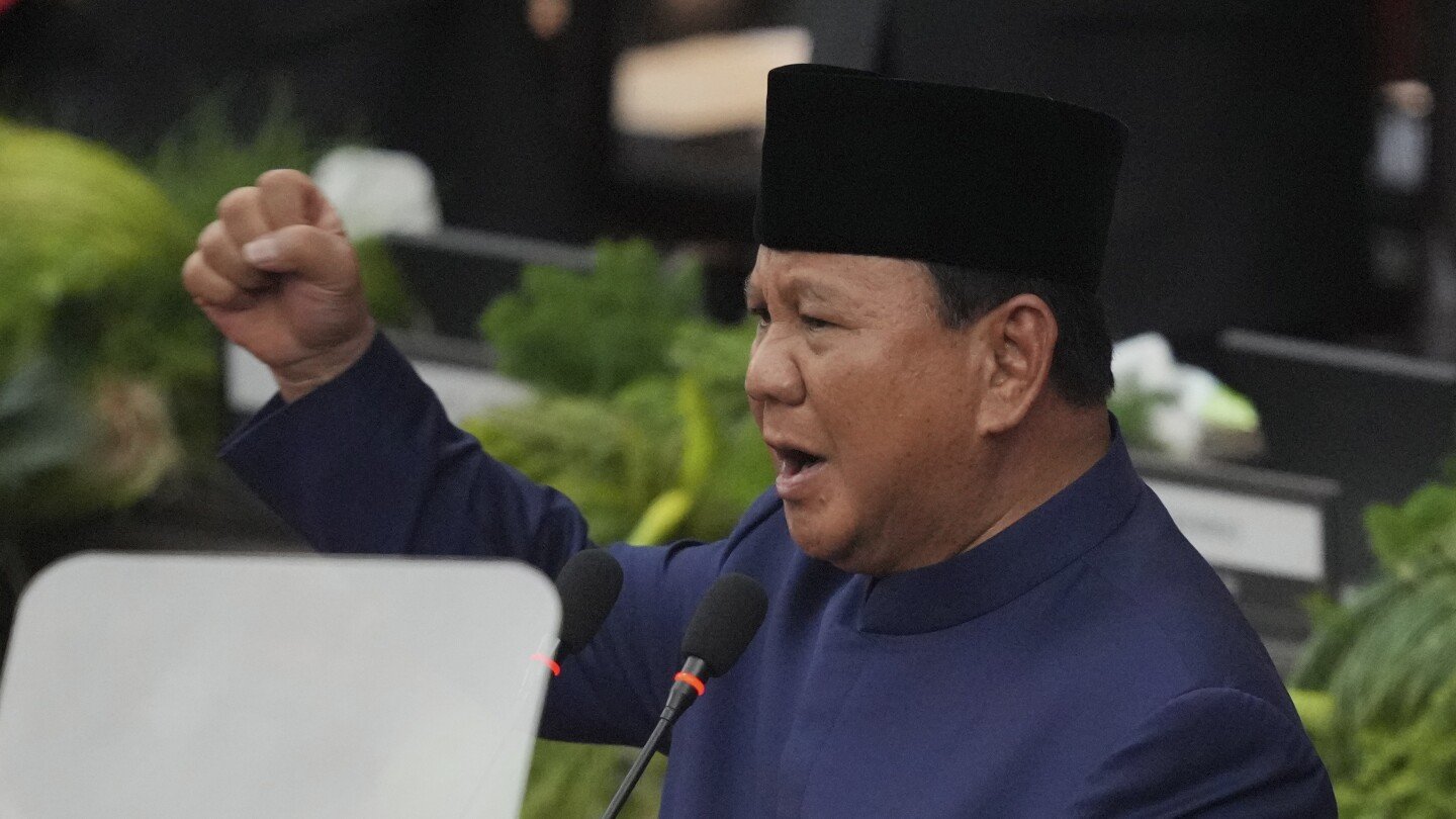 indonesia-swears-in-prabowo-subianto-as-the-country’s-eighth-president