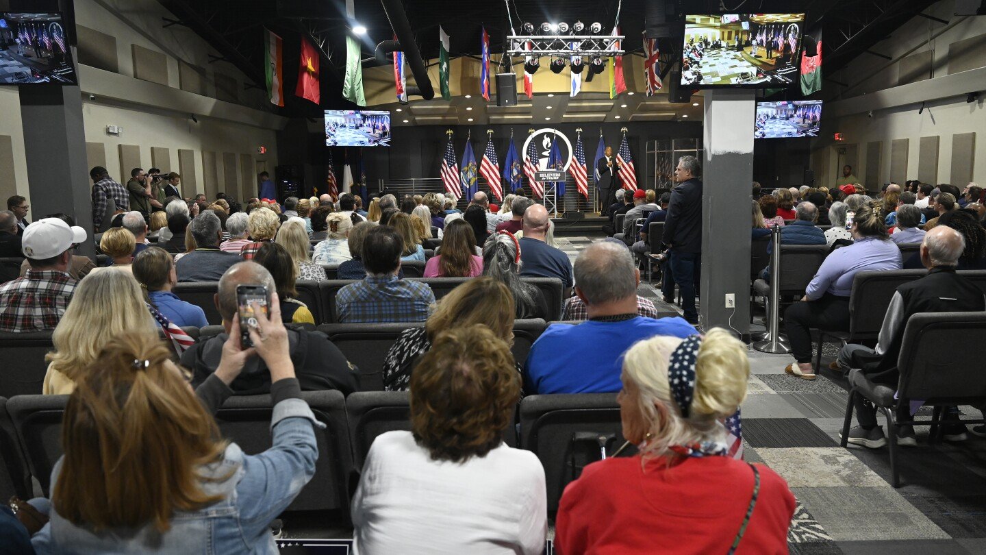 trump-boosts-a-hard-right-christian-worldview-that-paints-the-election-as-‘spiritual-warfare’