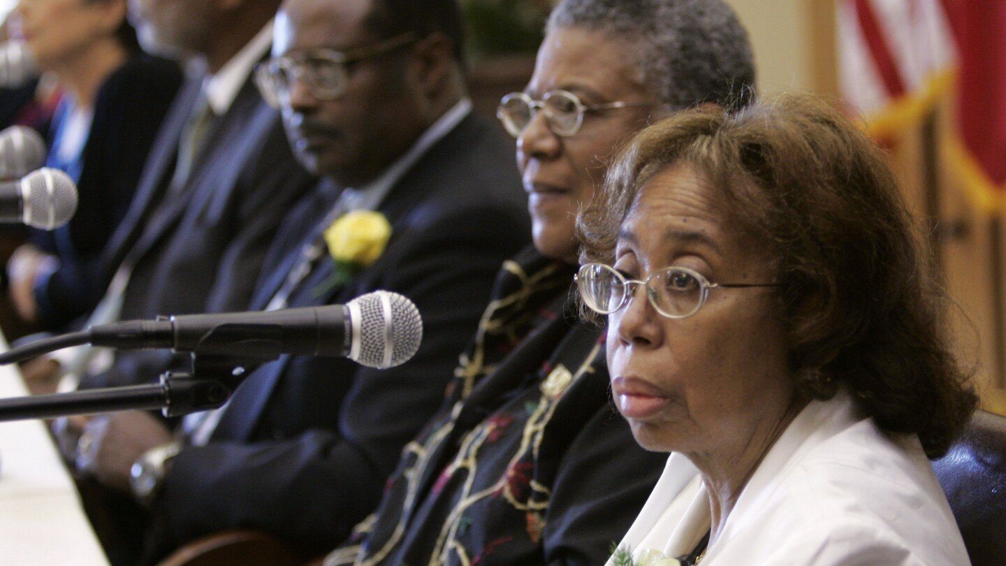 little-rock-nine-member-thelma-mothershed-wair-helped-integrate-arkansas-school.-she-has-died-at-83