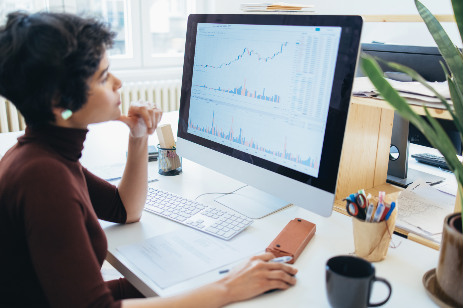 should-you-buy-costco-stock?-these-“magnificent-seven”-stocks-are-cheaper-and-growing-faster